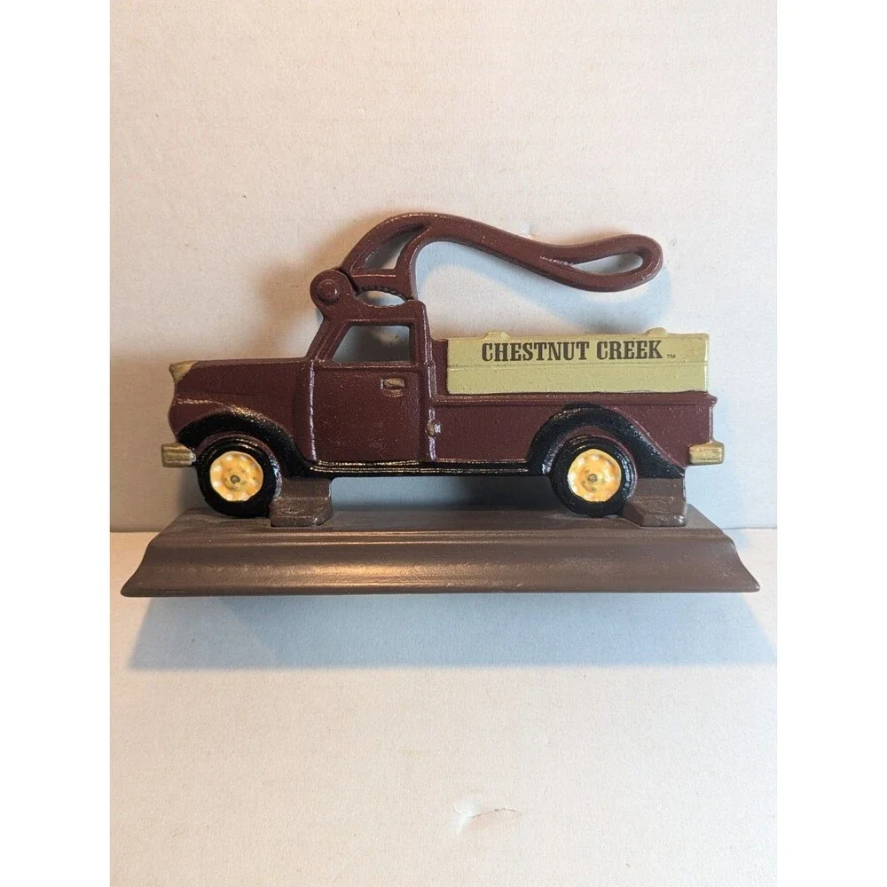 VTG Chestnut Creek Nut Cracker Cast Iron Old Truck Houston Harvest EUC
